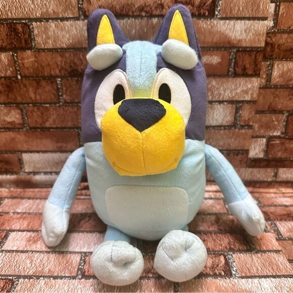 Bluey Sound effects talking stuffed interactive toy 12” - Picture 2 of 8